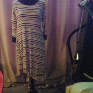 Annabelle Dresses - Annabelle NWT T Shirt Dress White w/ Pink & Blue Annabelle Dresses - Annabelle NWT T Shirt Dress White w/ Pink & Blue